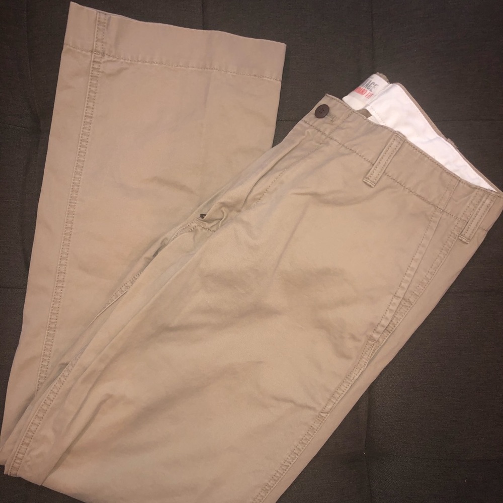 Gap Men’s Vintage Standard Fit Khakis
